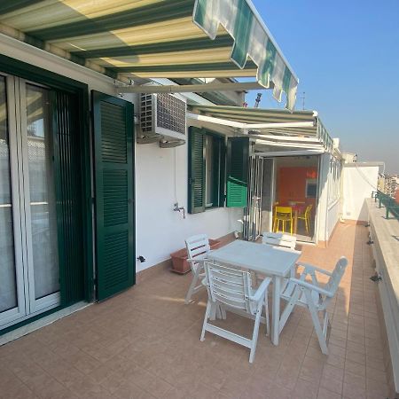 Fashion And Design - Terrace In Centrale Milan Exterior photo